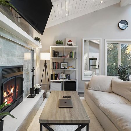 Mountain Getaway By Lake Crestline Bagian luar foto