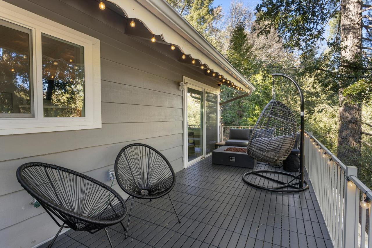 Mountain Getaway By Lake Crestline Bagian luar foto